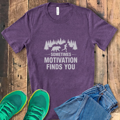 Motivation Finds You Run Tee
